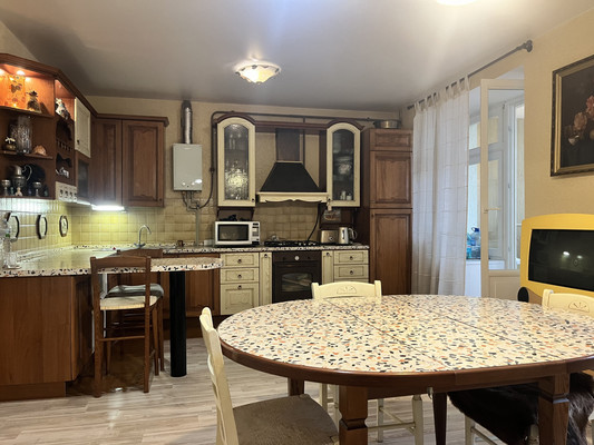 Купить 5-комнатную квартиру