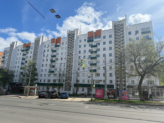 Купить 4-комнатную квартиру